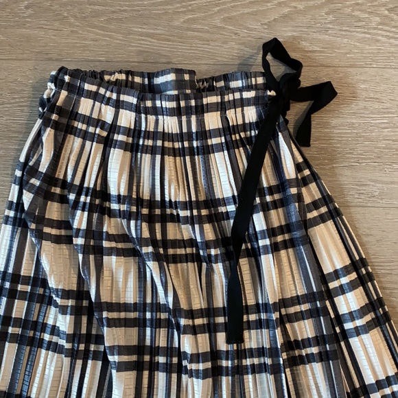 Vintage wrap skirt - Picture 2 of 2
